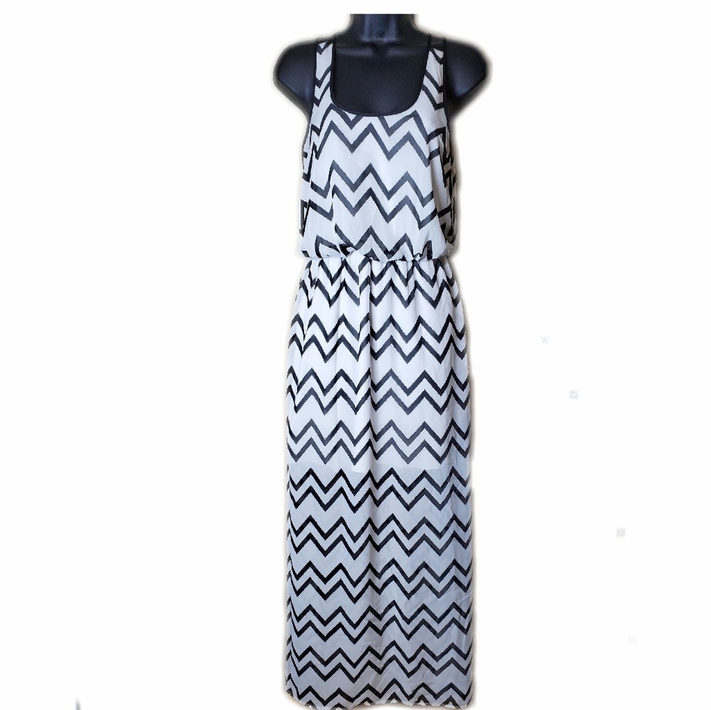Chevron Strappy Maxi Dress Size Small